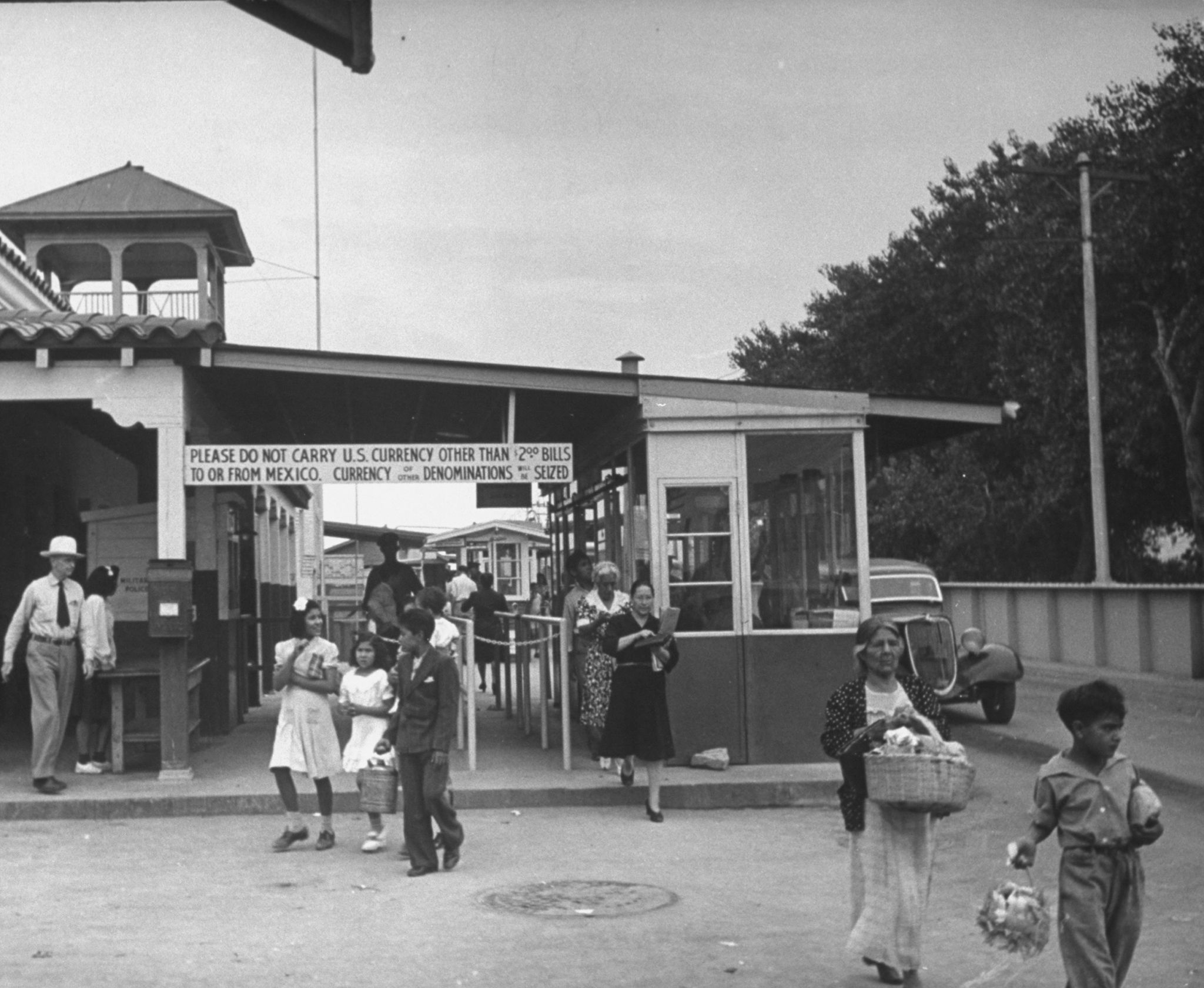 What crossing the border looked like six to seven decades ago