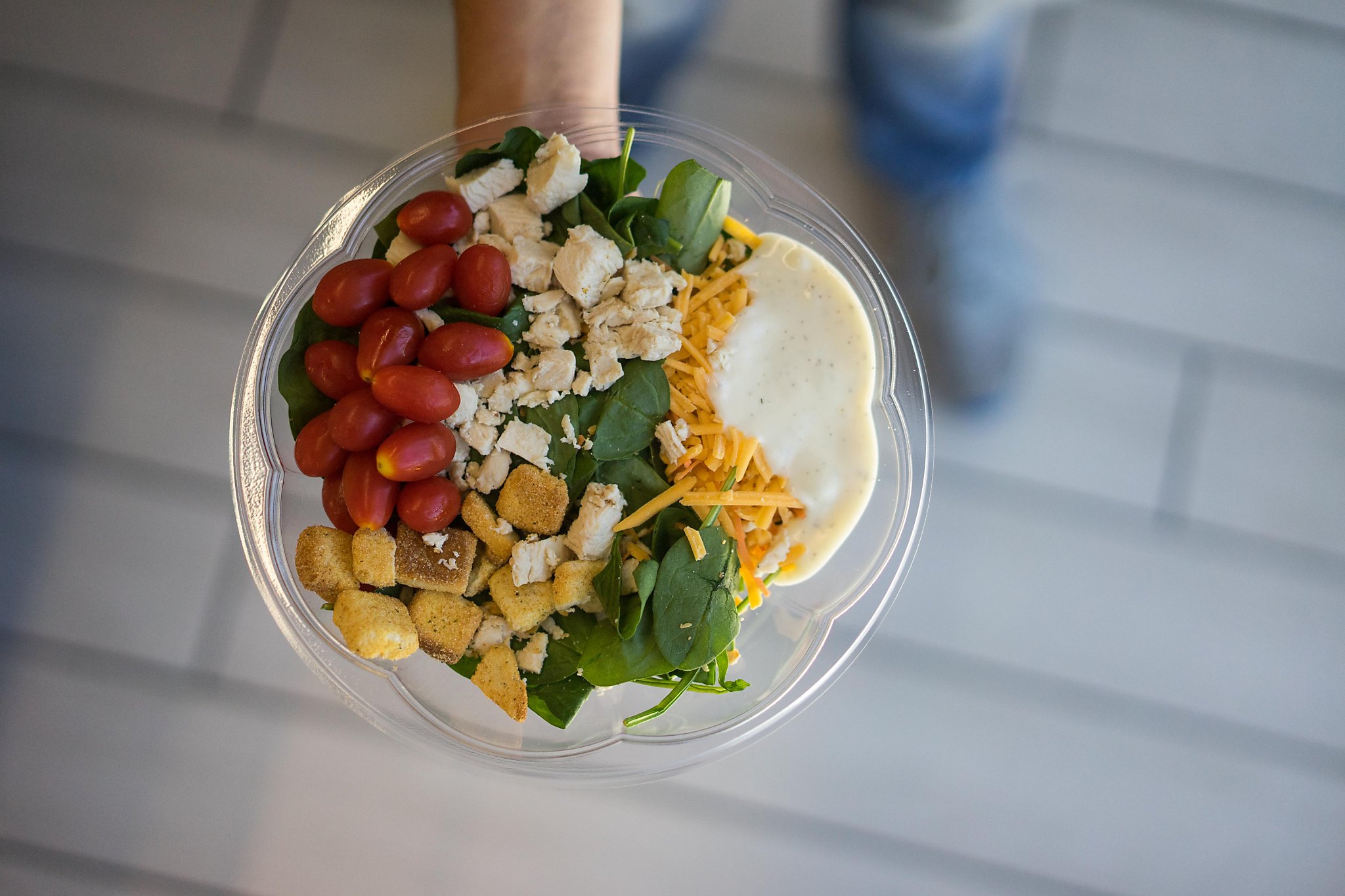DoorDash buys Chowbotics, maker of Sally, the salad-making robot - Vimarsana News