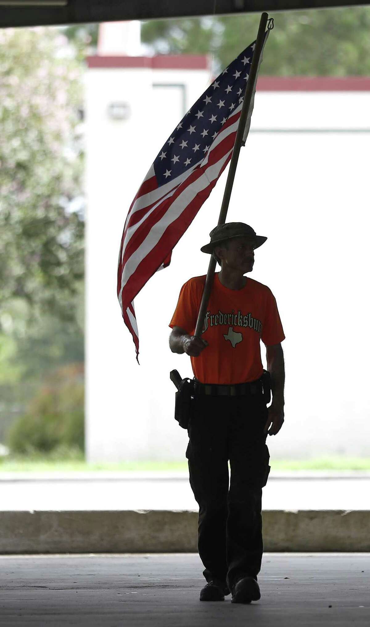 Low turnout marks progun rally in Santa Fe