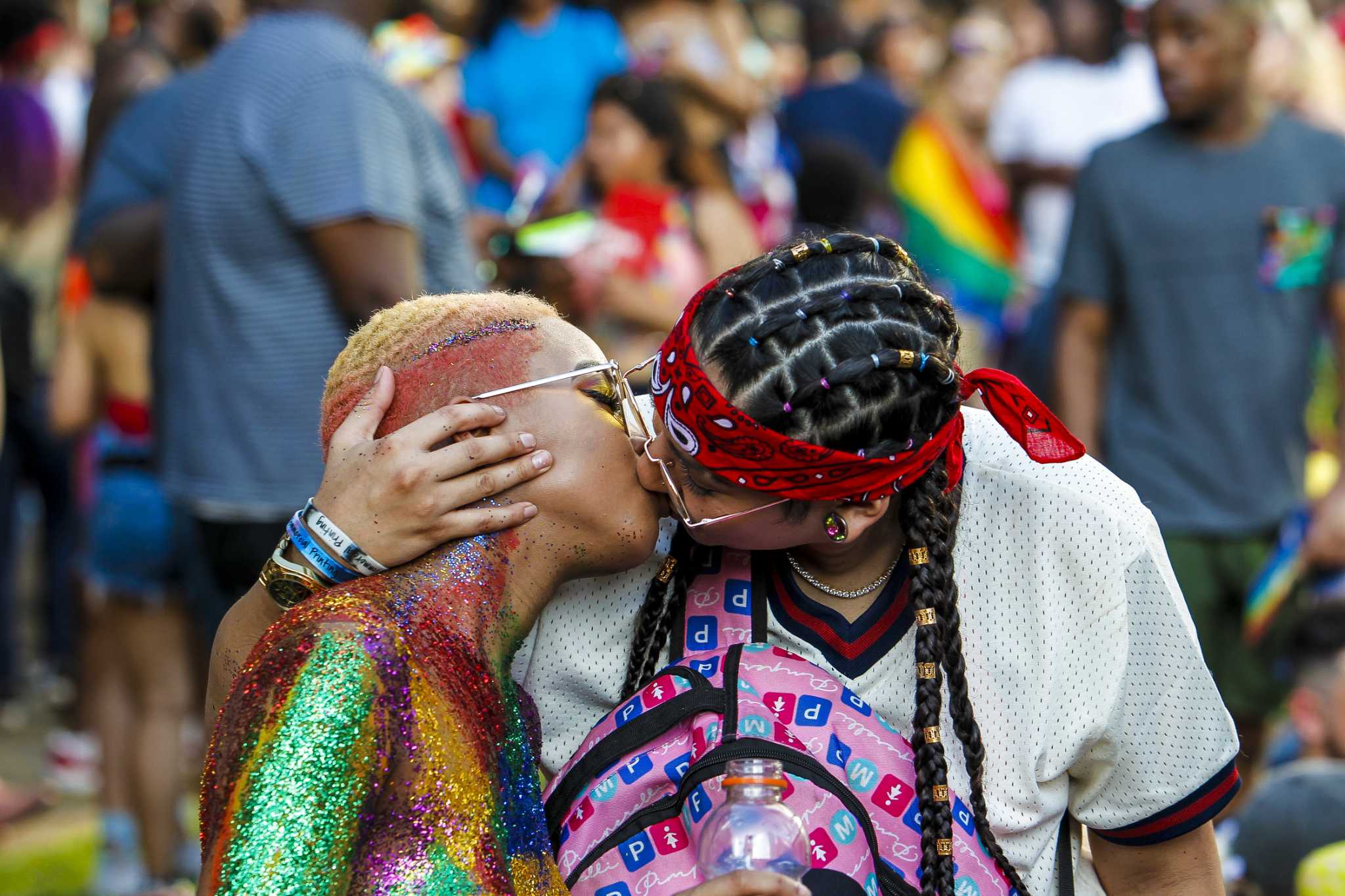 Weekend road closures: Houston Pride Festival shutting down a dozen city  streets