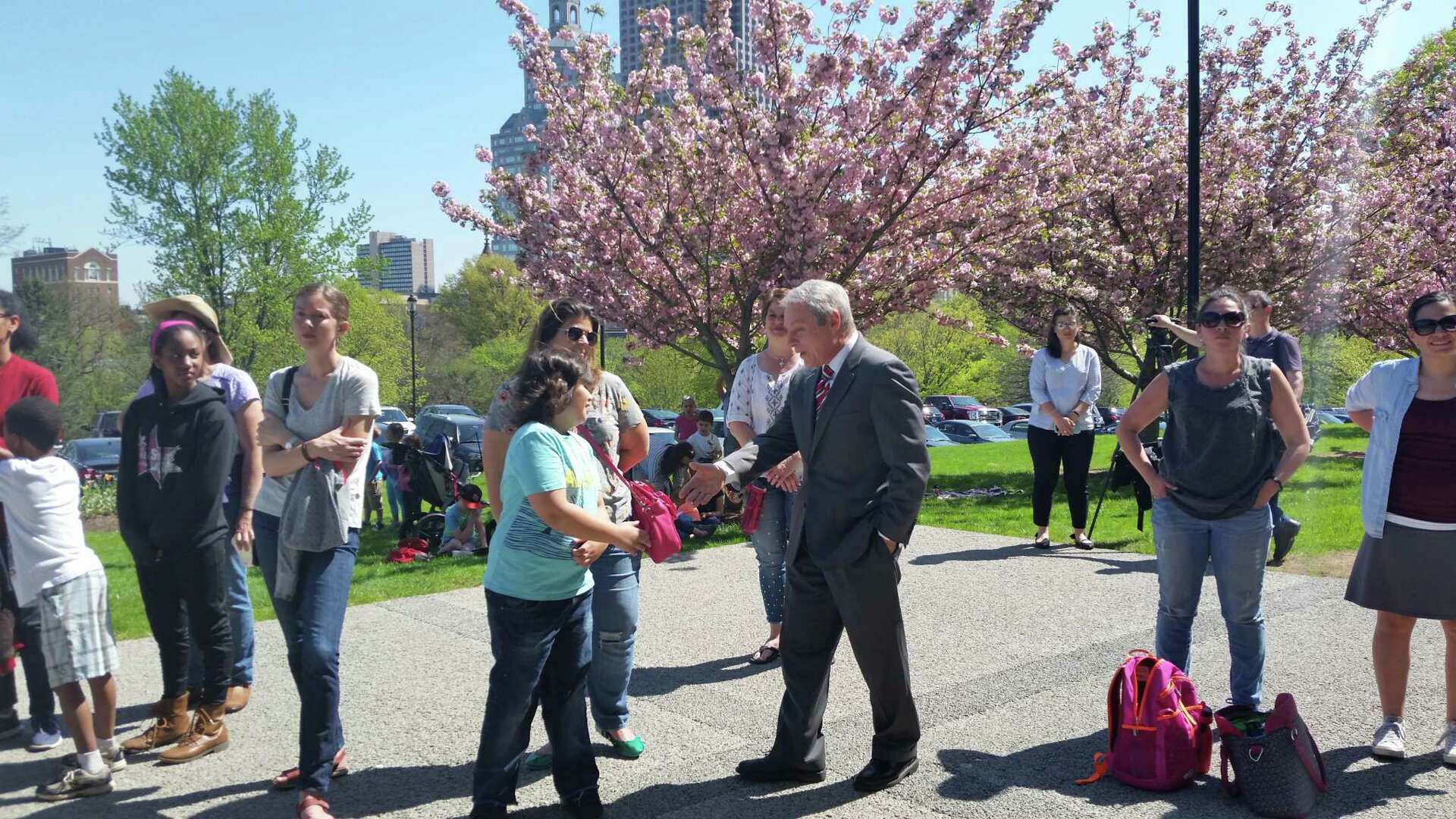 More Connecticut parents turn to home schooling kids