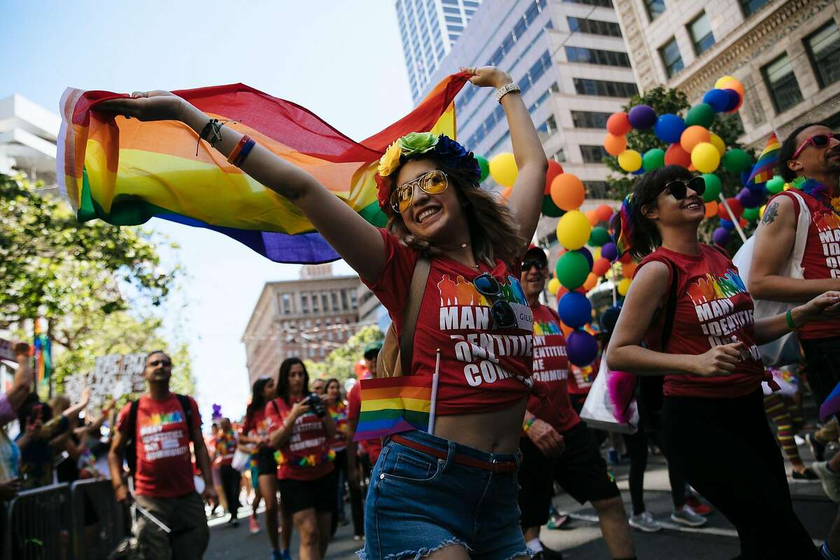 Are showing. Pride Parade San Francisco. Американская толерантность.