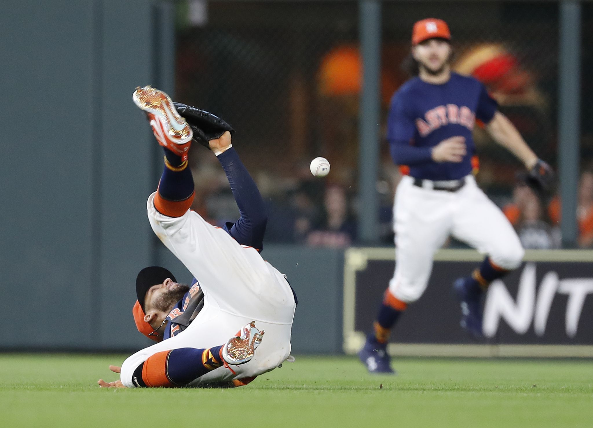 Drew Butera's hair flip is baseball's coolest celebration