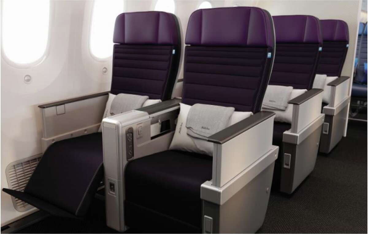 First Look Uniteds Purple Premium Plus Seat