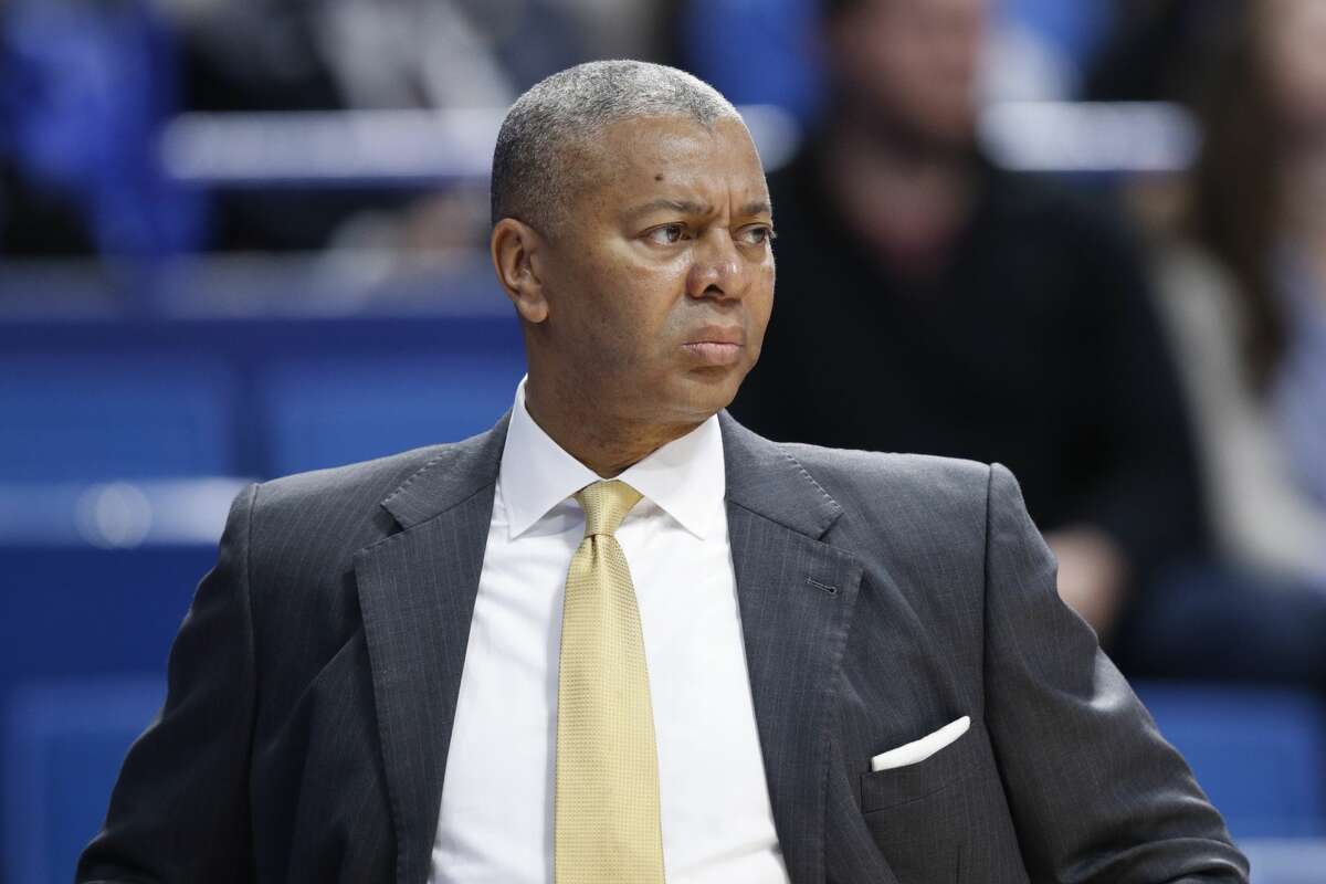 LEXINGTON, KY - FEBRUARY 07: Head coach Johnny Jones of the LSU Tigers looks on against the Kentucky Wildcats during the game at Rupp Arena on February 7, 2017 in Lexington, Kentucky. Kentucky defeated LSU 92-85. (Photo by Joe Robbins/Getty Images)
