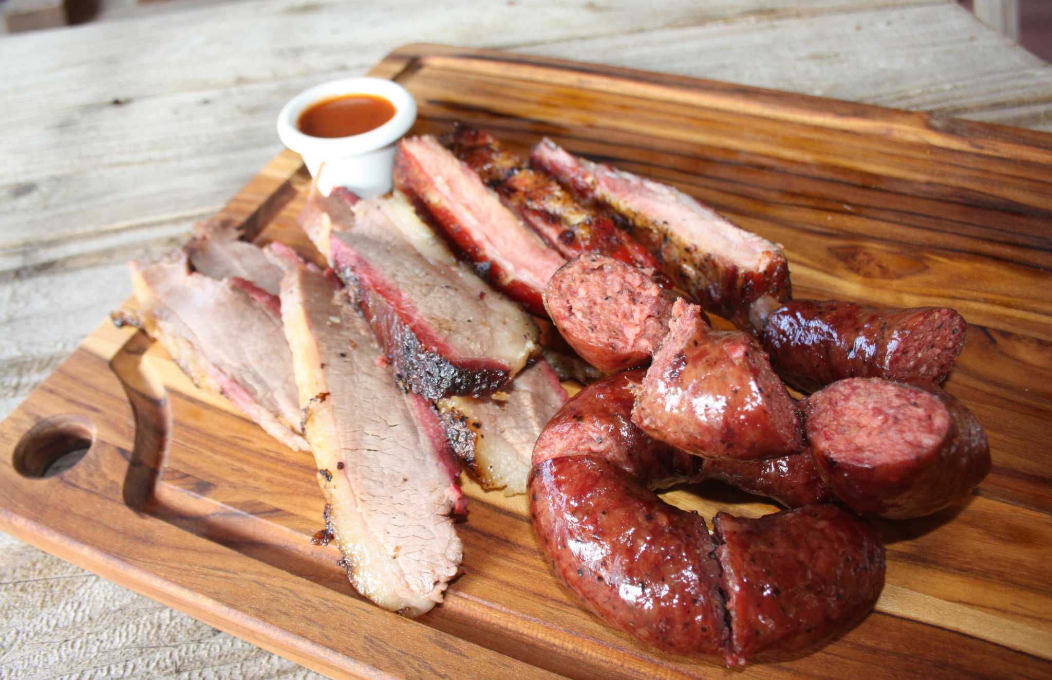 Davila's BBQ plans new restaurant outside San Antonio - MySA