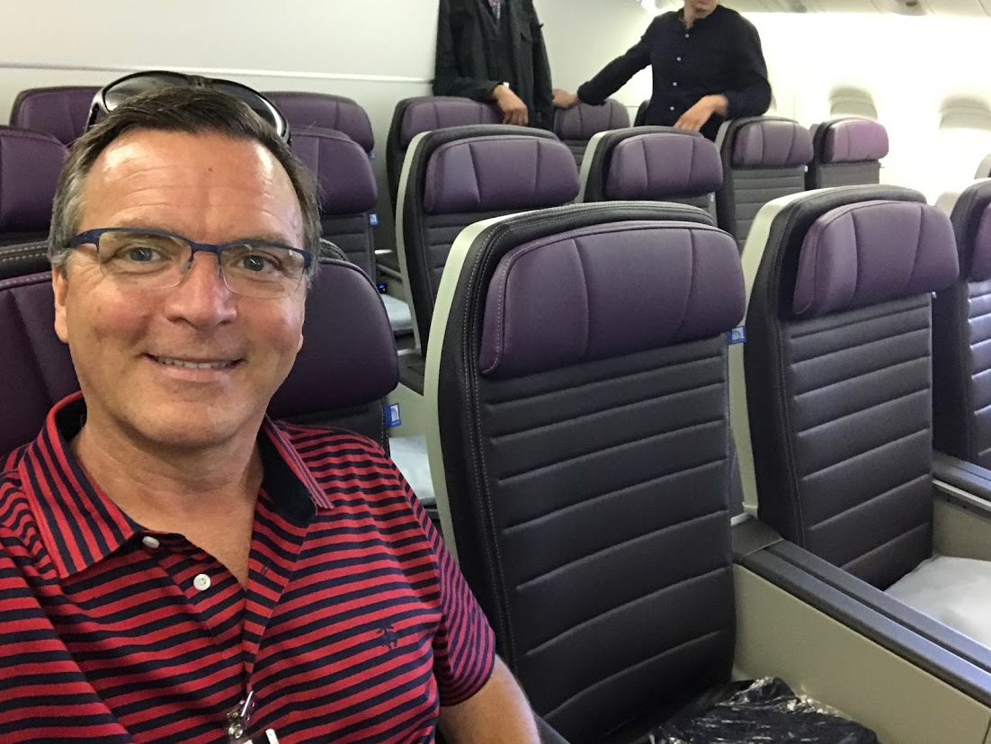 First look: United’s purple Premium Plus seat - Houston ...