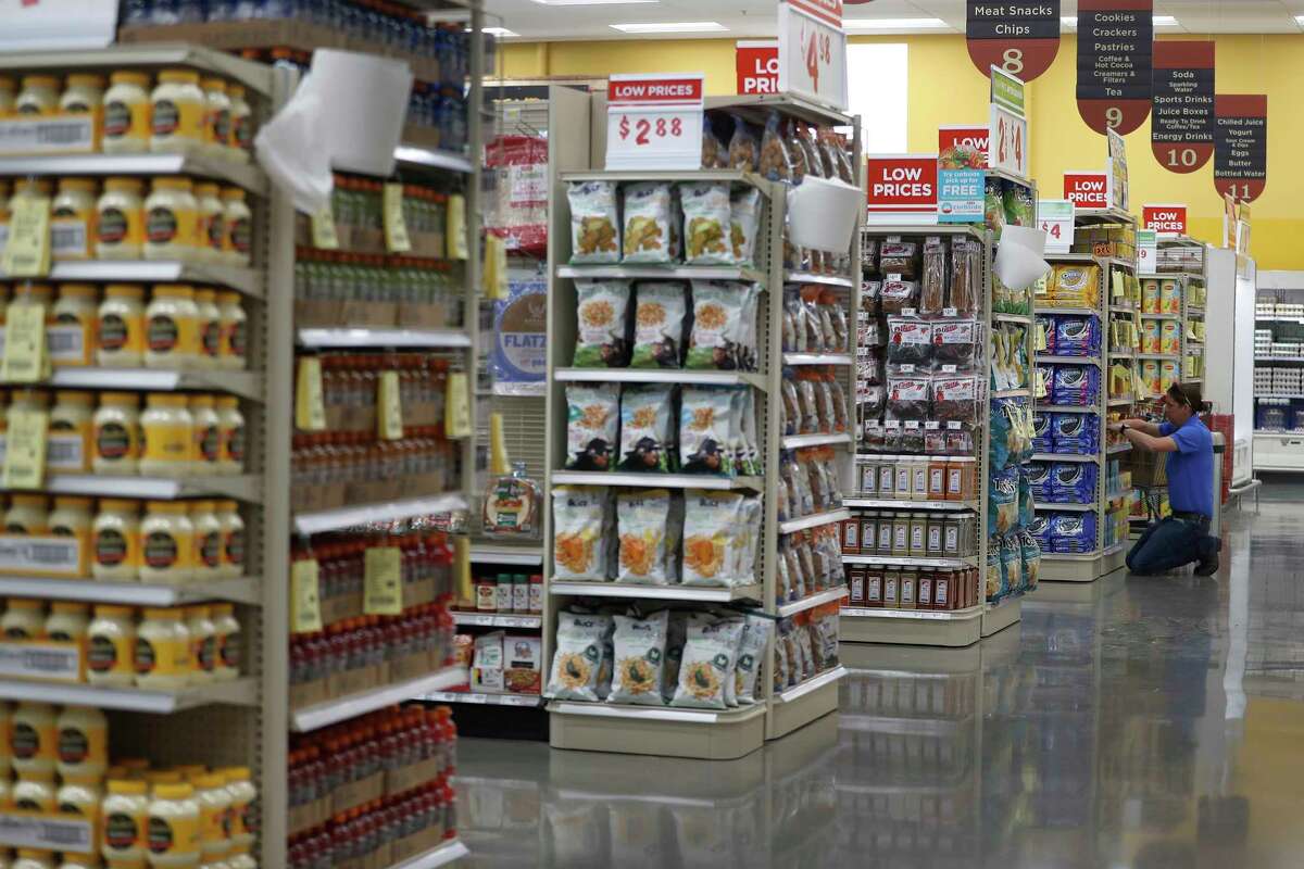 Photos: H-E-B To Open Its First Two-story Grocery Store In Texas