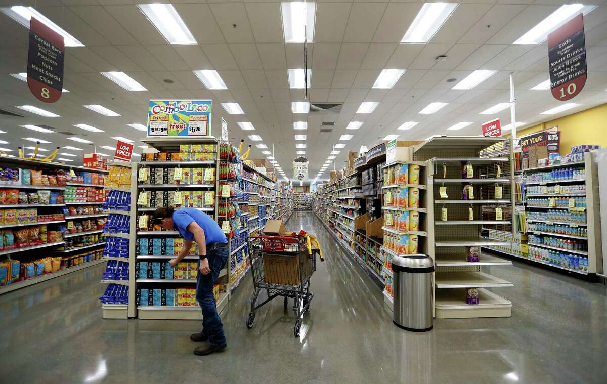 Photos: H-E-B To Open Its First Two-story Grocery Store In Texas