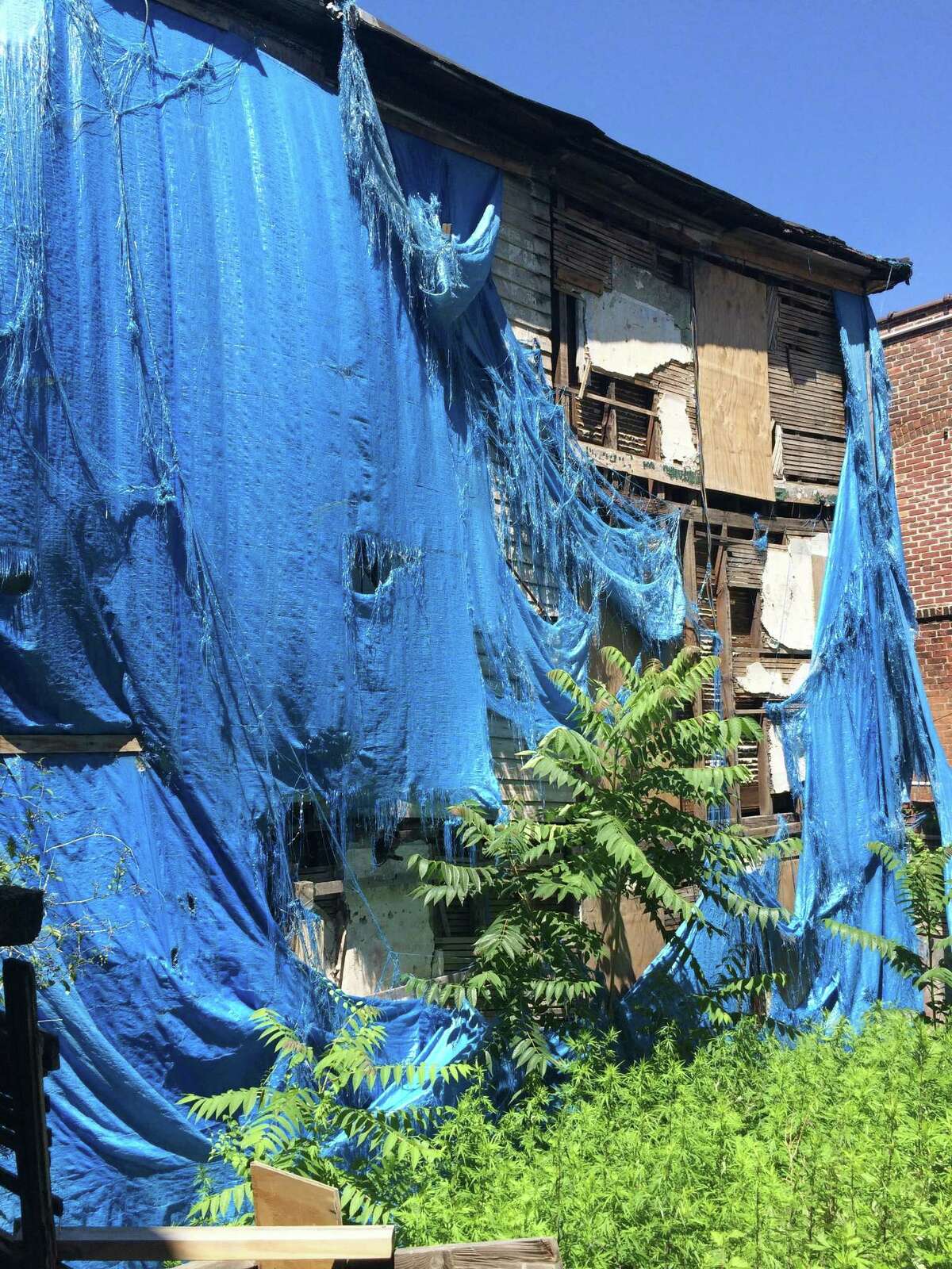 Endangered Freeman Homes get 50k grant