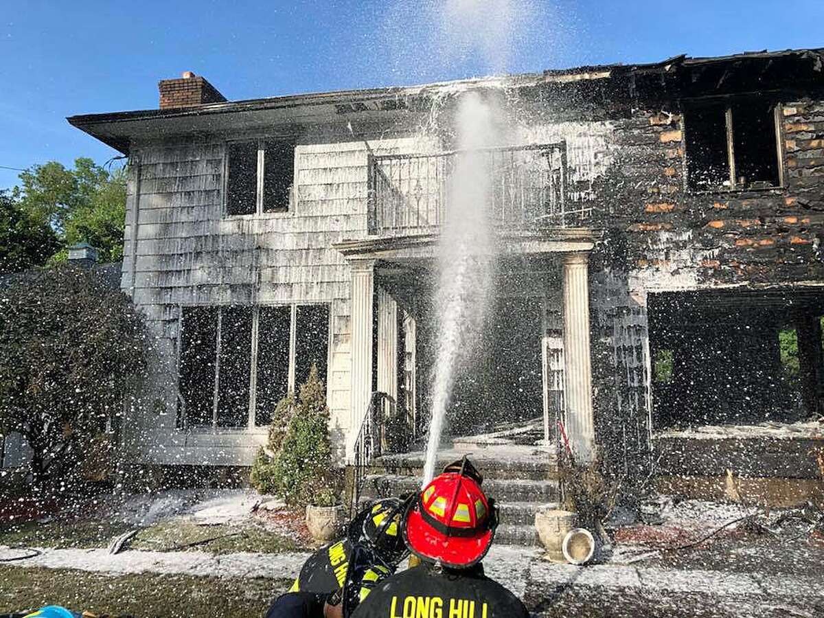 Fire heavily damages Trumbull house