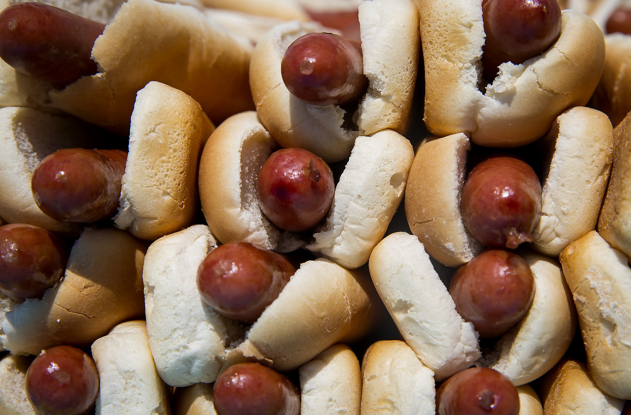 Eating too many hot dogs is linked to mania, study finds