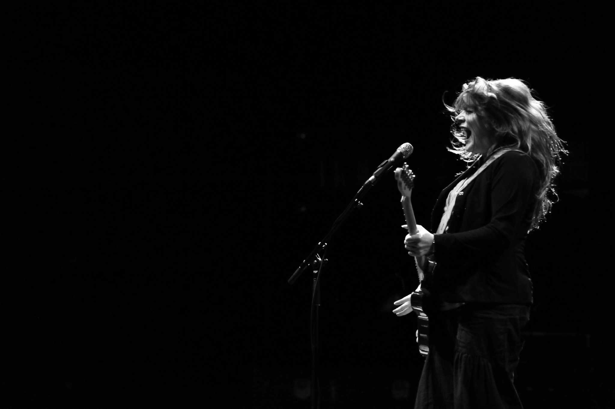 Concerts: Chicago and Paquita la del Barrio