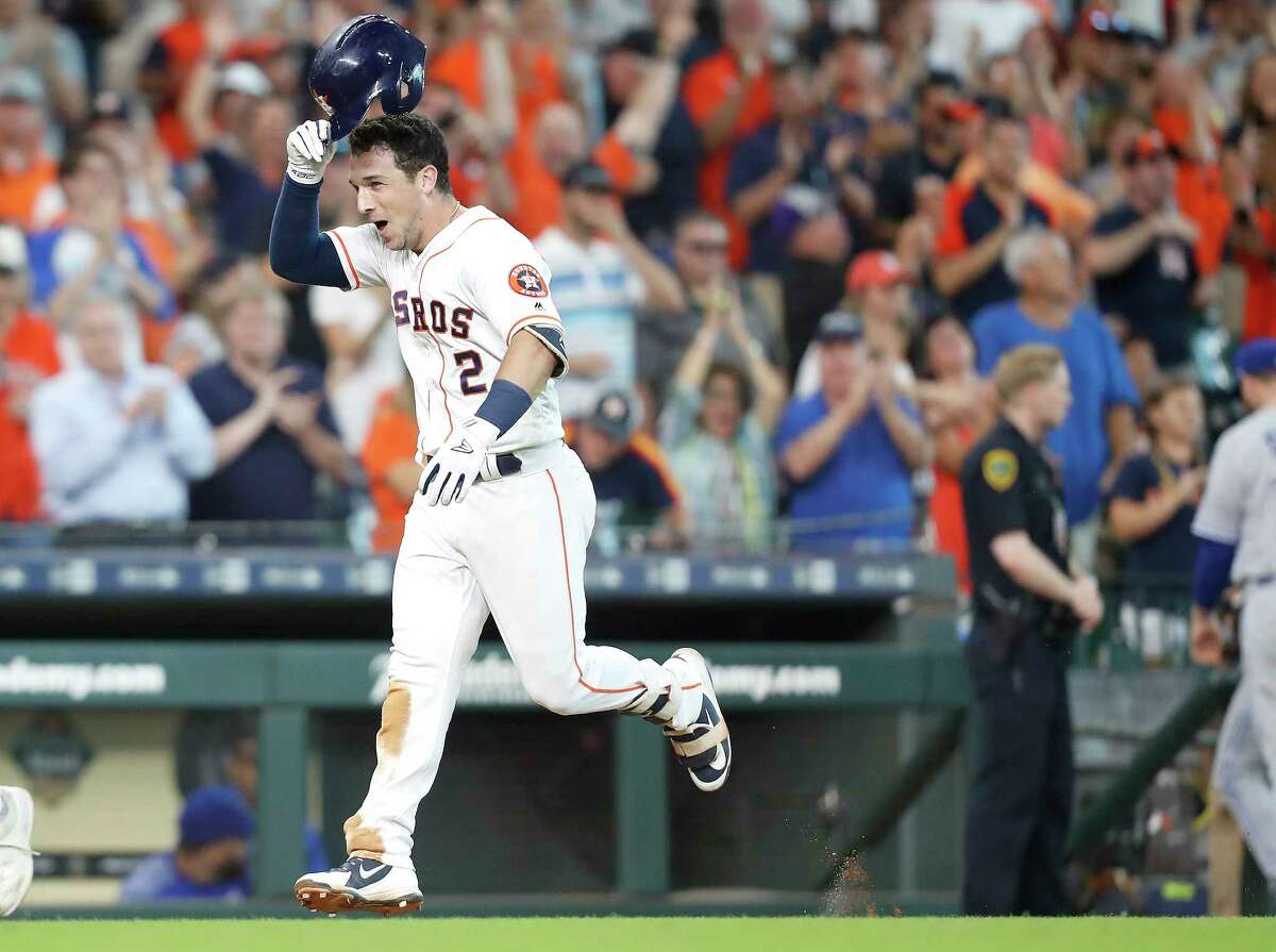 The Astros Game Everyone'S Talking About: Correa, Bregman, And A Home Run That Split The Crowd! - 2135qva