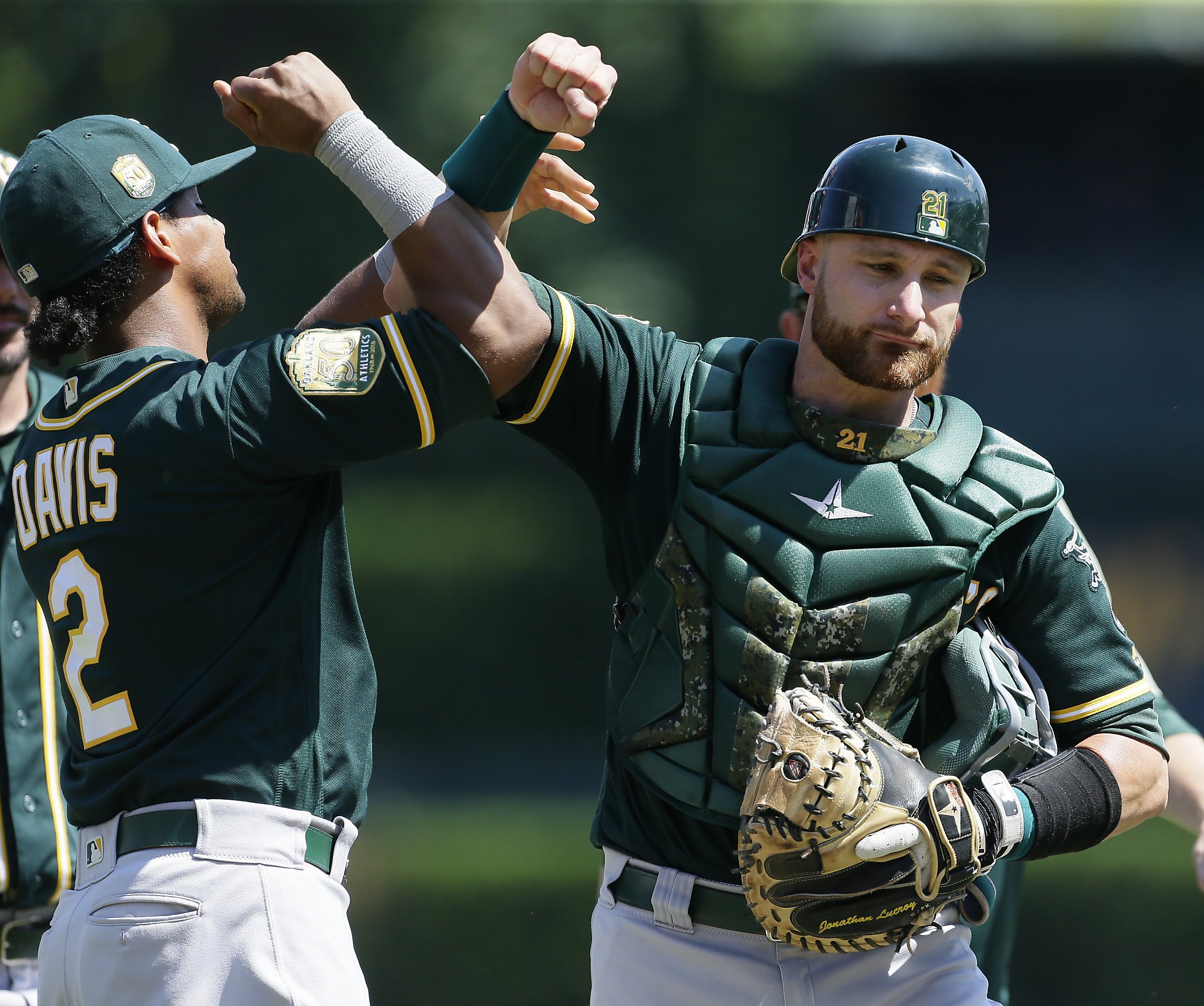 Angels sign Jonathan Lucroy to one year, $3.35 million deal