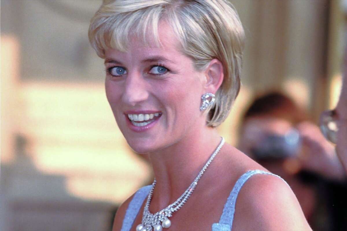 9 Princess Diana Quotes To Inspire You To Be A Better Person