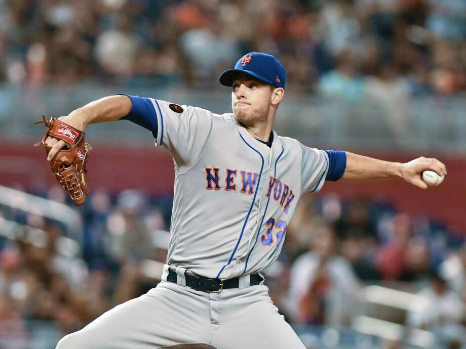   New York Mets pitcher Steven Matz delivers a throw in the first round of a Miami Marlins Miami baseball game on Sunday, July 1, 2018. (Photo AP / Gaston De Cardenas) Photo: Gaston De Cardenas / AP [19659002] New York Mets pitcher Steven Matz delivers a throw in the first leg of a Miami Marlins Miami baseball game on Sunday, July 1, 2018. (Photo AP / Gaston De Cardenas) 