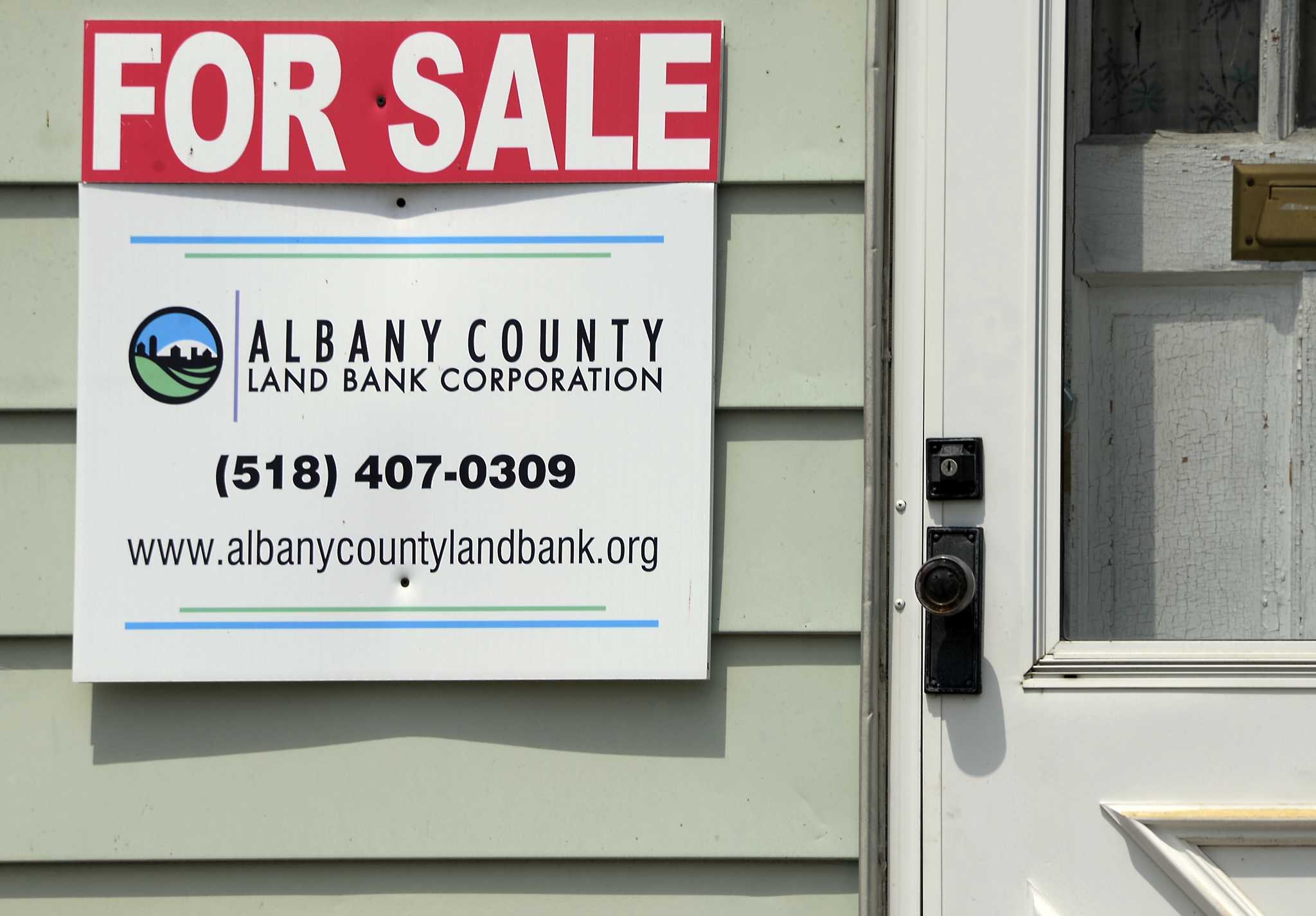 Albany land bank program offers mentoring for firsttime home buyers