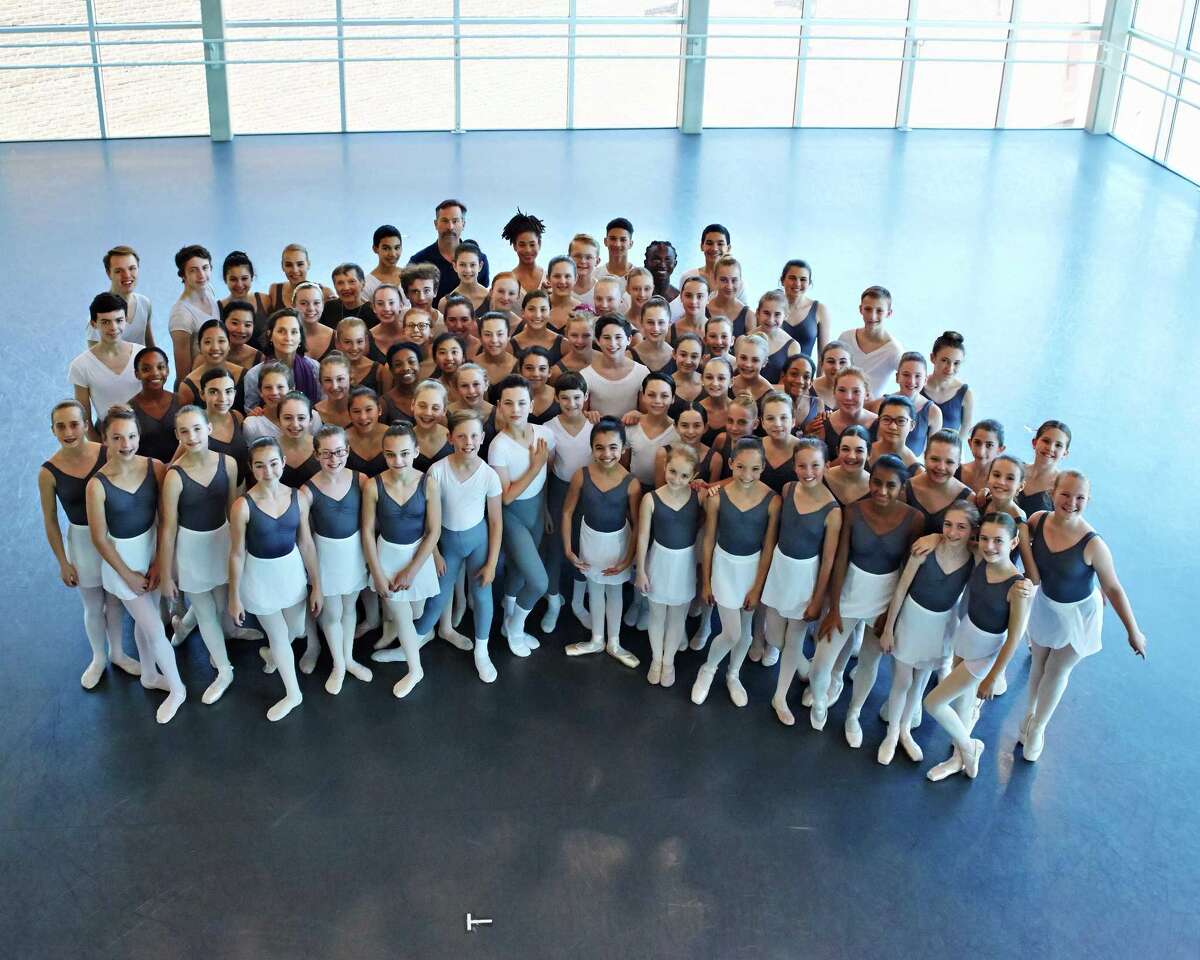 Nutmeg Nuggets Male dancers take part in intensive