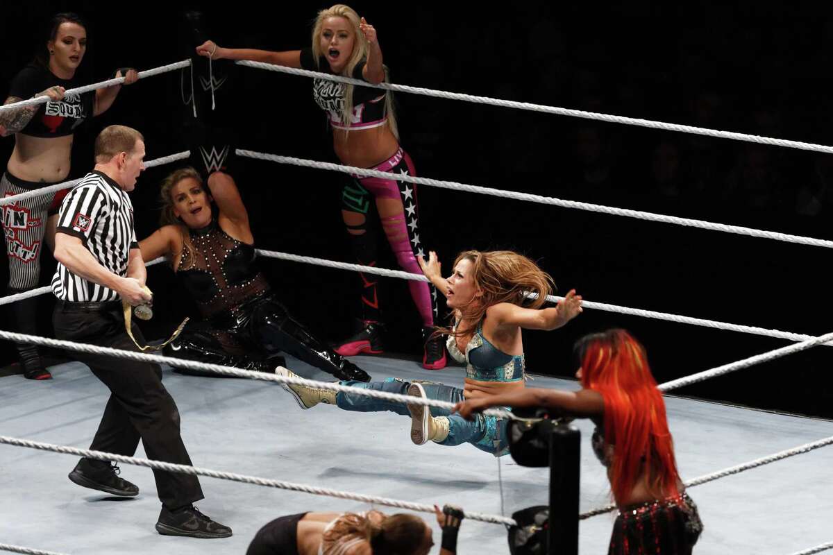 Women’s wrestling now spotlights athleticism and skills over looks