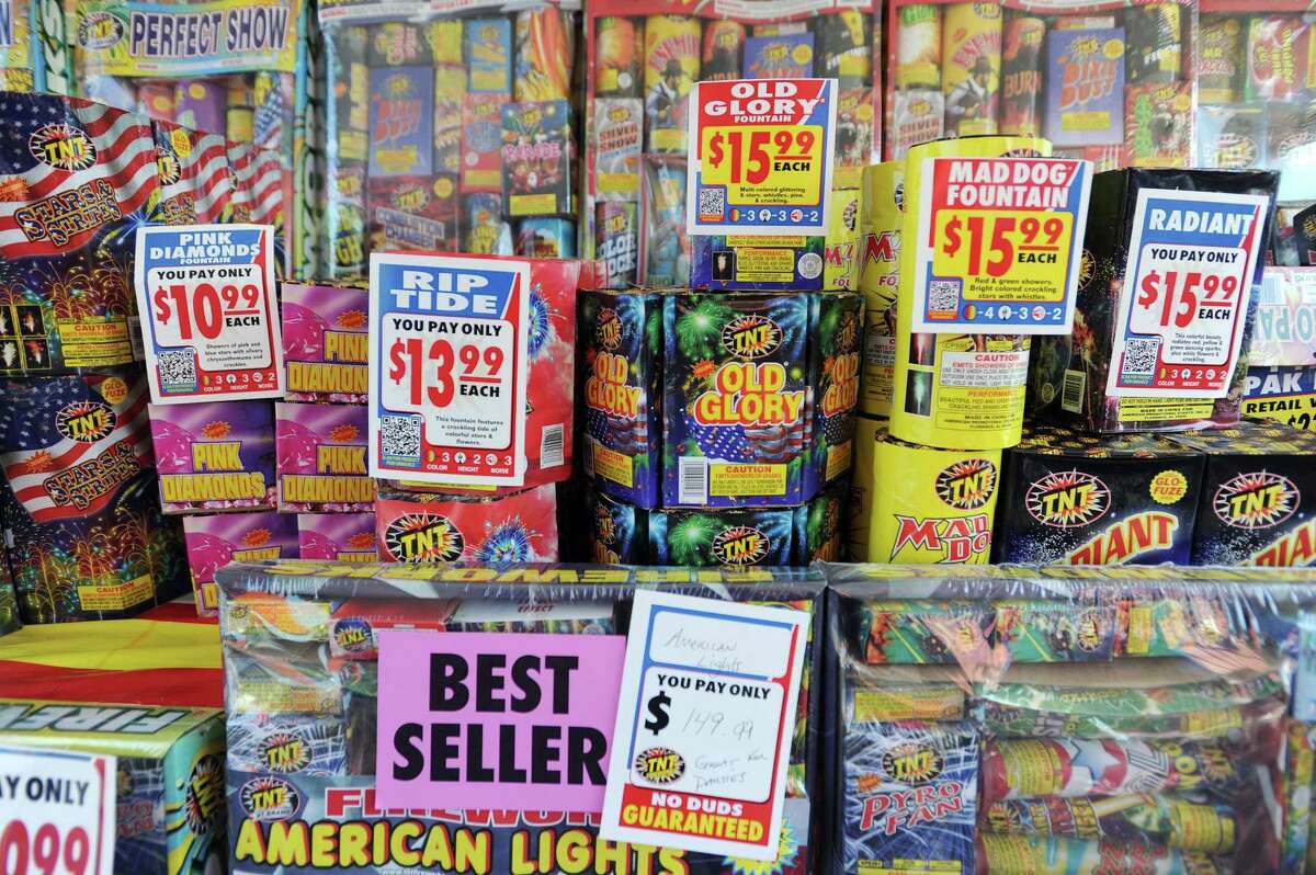 Fourth of July fizzles as Stamford fireworks vendors cite slow business