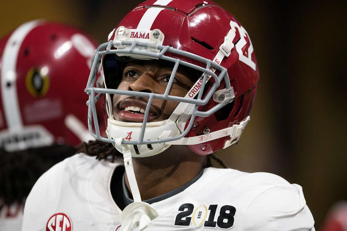 ATLANTA, GA - JANUARY 08: Najee Harris #22 of the Alabama Crimson Tide as all smiles as he warms up before taking on the Georgia Bulldogs during the College Football Playoff National Championship held at Mercedes-Benz Stadium on January 8, 2018 in Atlanta, Georgia. Alabama defeated Georgia 26-23 for the national title. (Photo by Jamie Schwaberow/Getty Images)