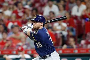 Ex-A’s infielder Eric Sogard designated for assignment by Brewers - Photo