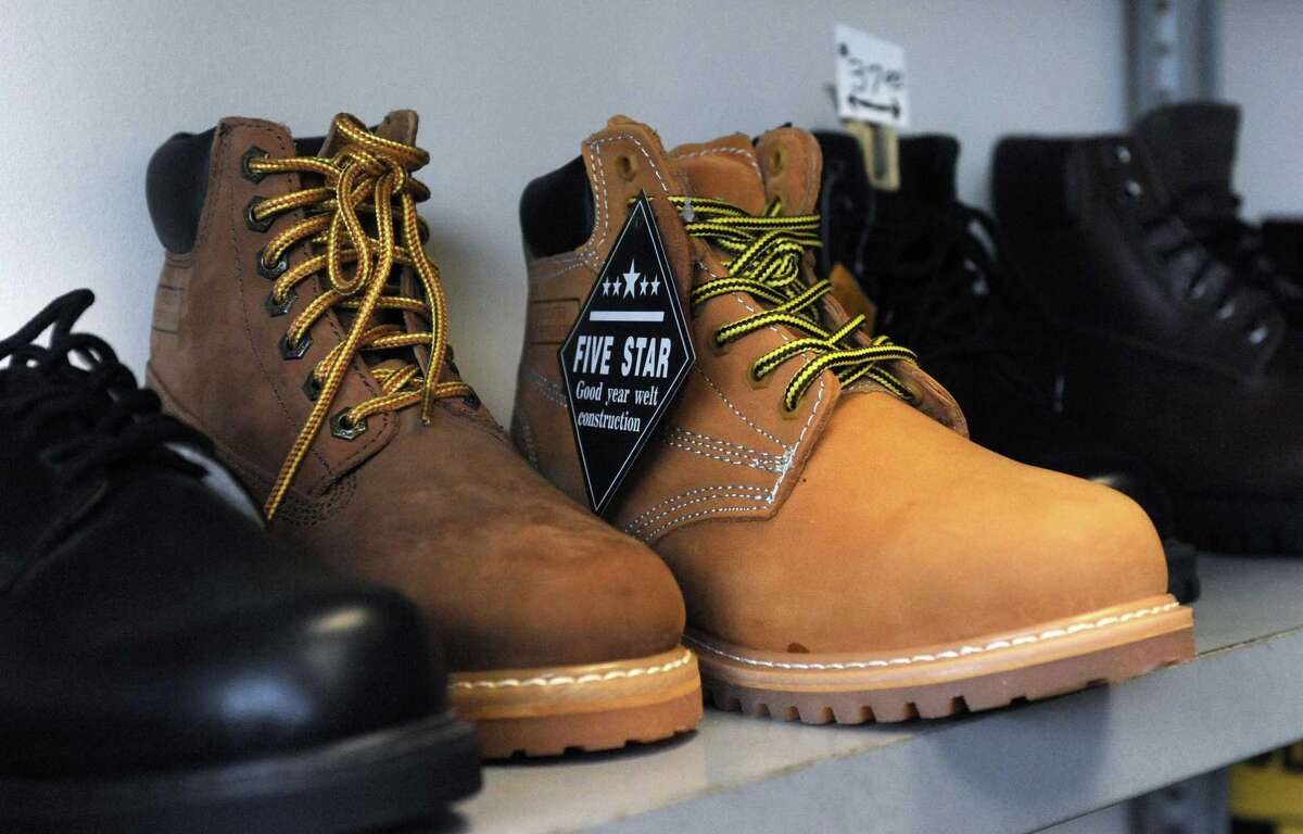 89yearold Norwalk shoe repair shop keeps getting the boot