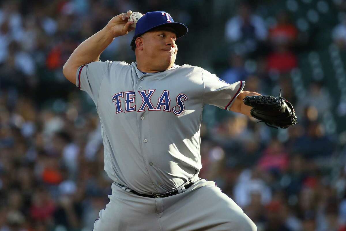 Bartolo Colon wants to become winningest Latin American pitcher