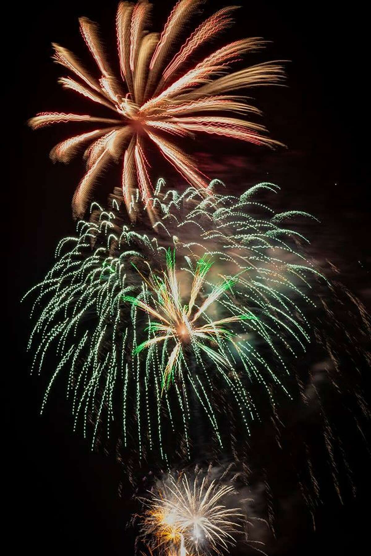 Barge shooting off Middletown fireworks show catches fire
