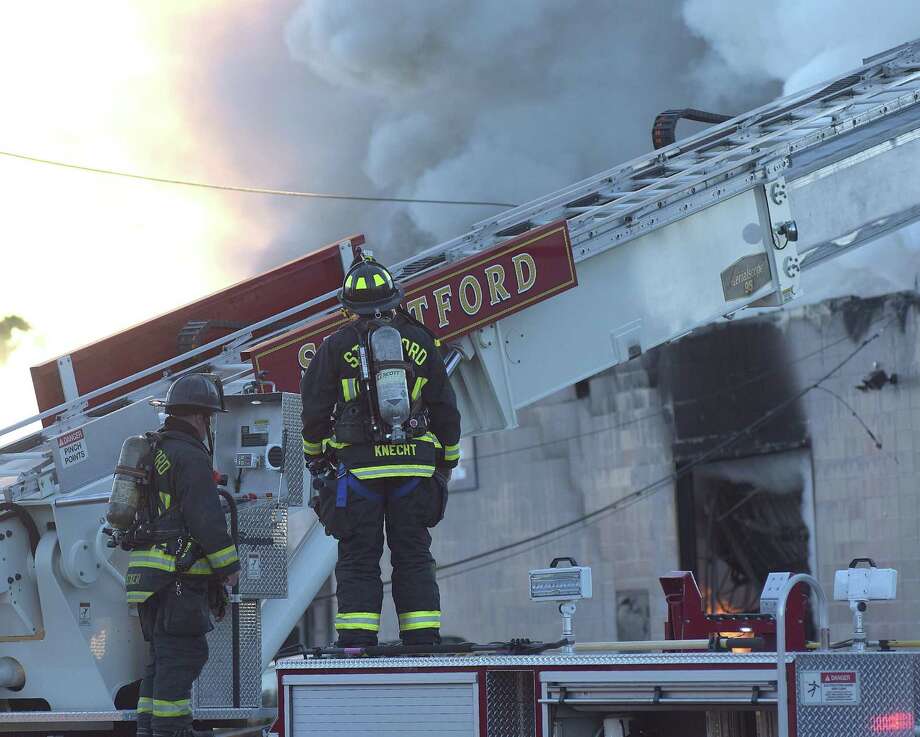 Stfd Fire Stratford loudspeaker company a total loss after early Monday blaze ...