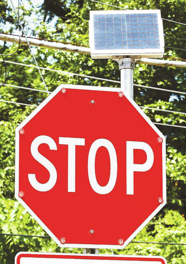 Dangerous Alton intersection flashes new warning signals Alton Telegraph