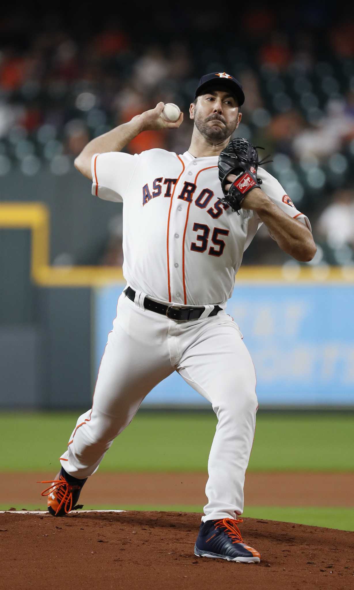 Alex Bregman, Jeremy Peña carry Astros past Angels in series finale