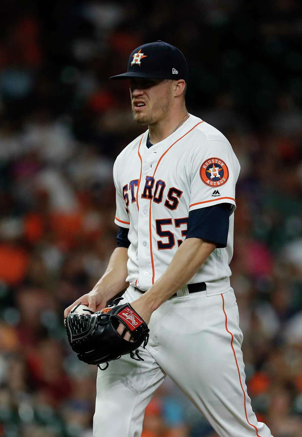 Astros don't have a timetable for Ken Giles' return