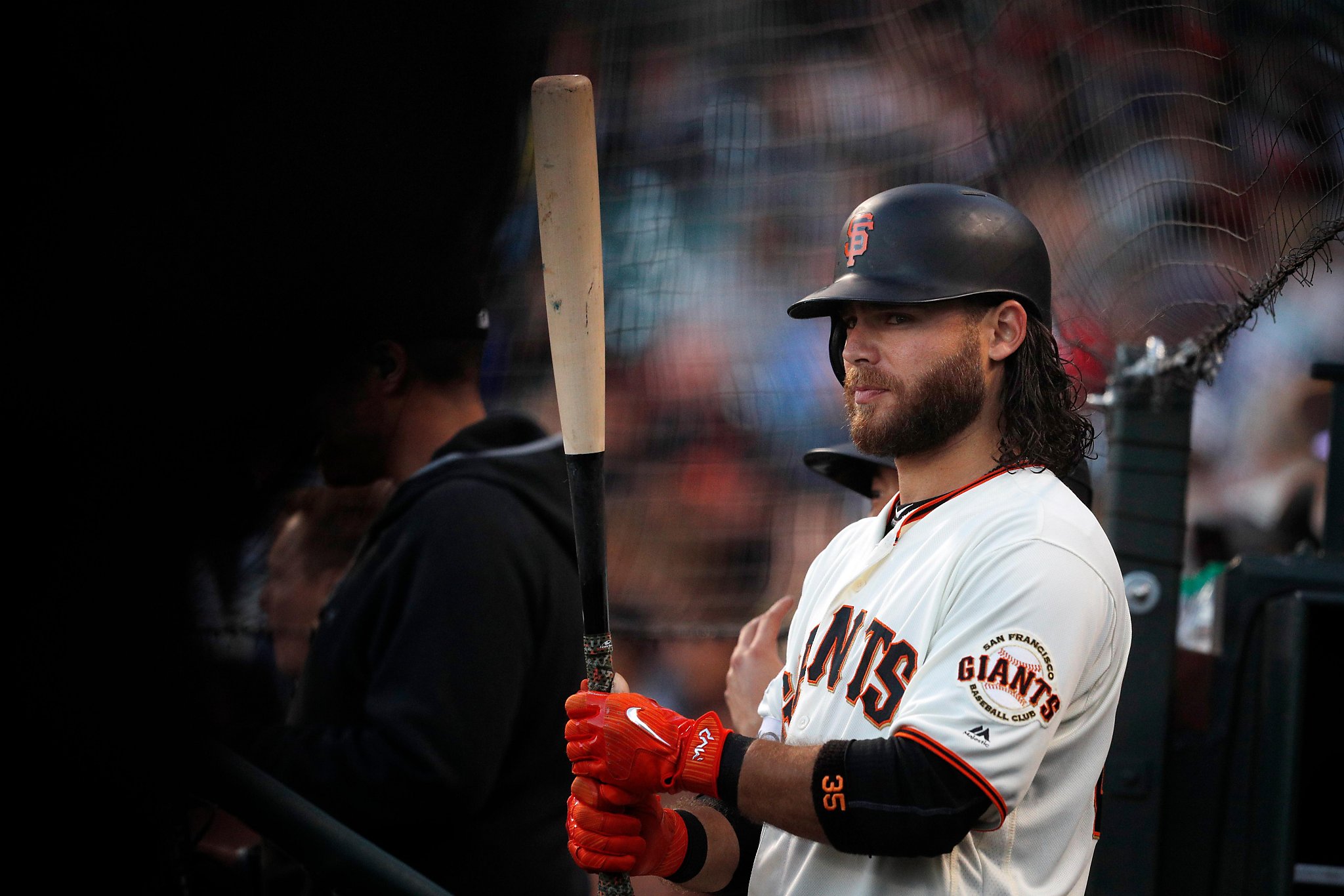 MLB star Brandon Belt donates winning World Series jersey to benefit family  in need