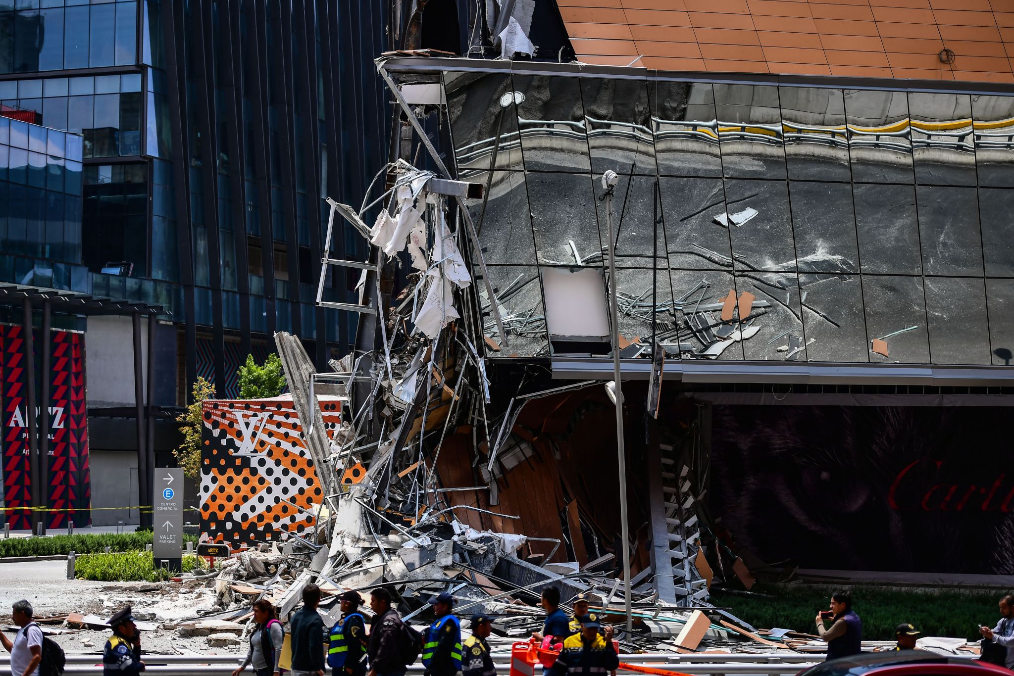 Mexico City shopping center collapses; no reported deaths