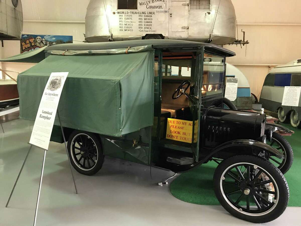 One of the world’s first motorhomes that helped spur the RV craze shortly after automobiles were introduced is this Lampsteed Kampkar, which was mounted on a Ford Model T chassis and offered seating for six and fold-out sleeping compartments.