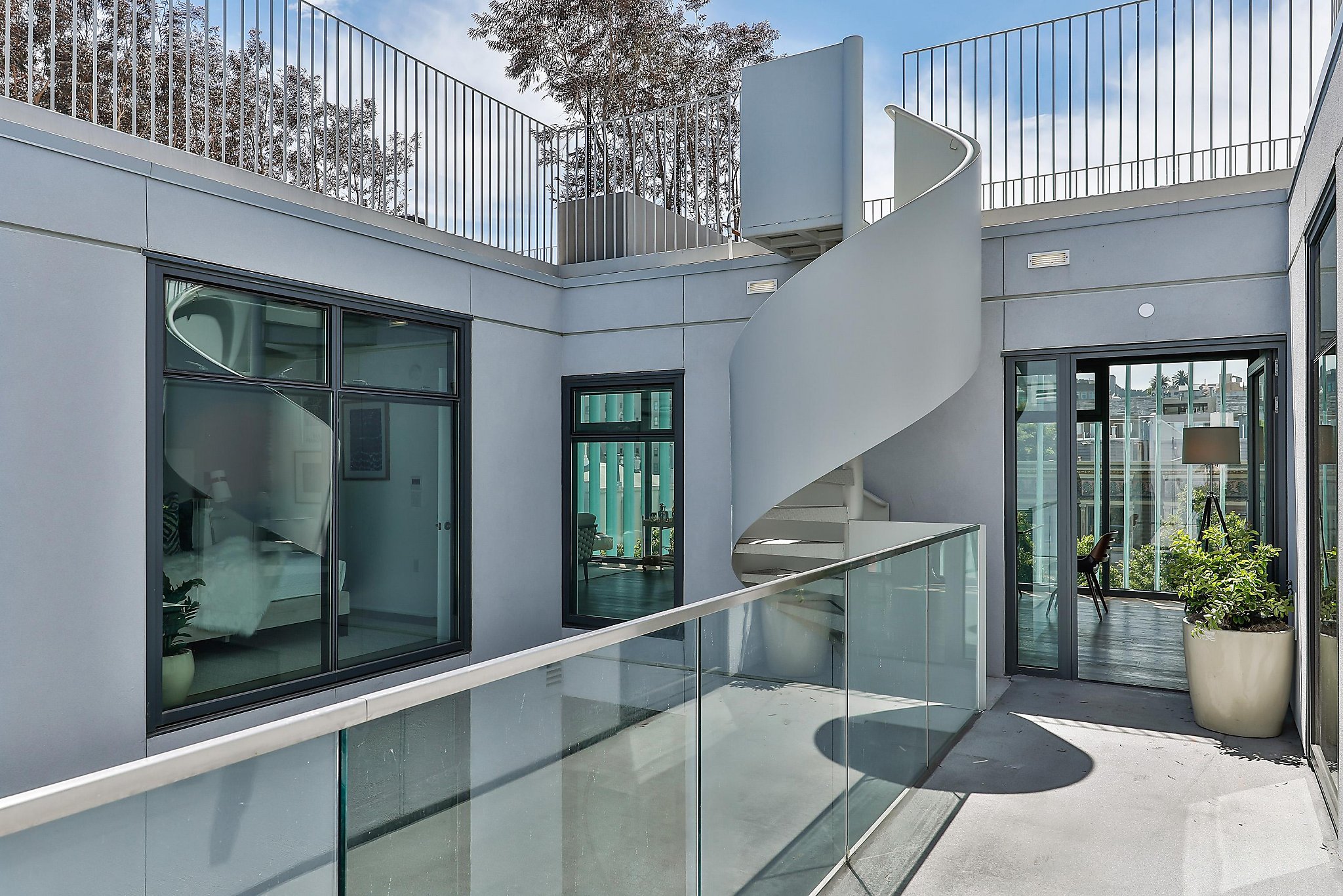 Price Point: $2.895 million in Hayes Valley