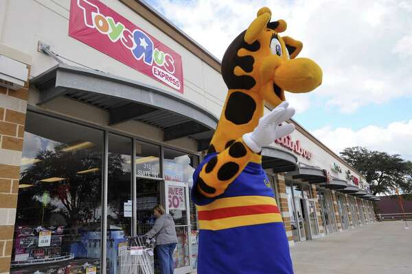 toys r us mascot