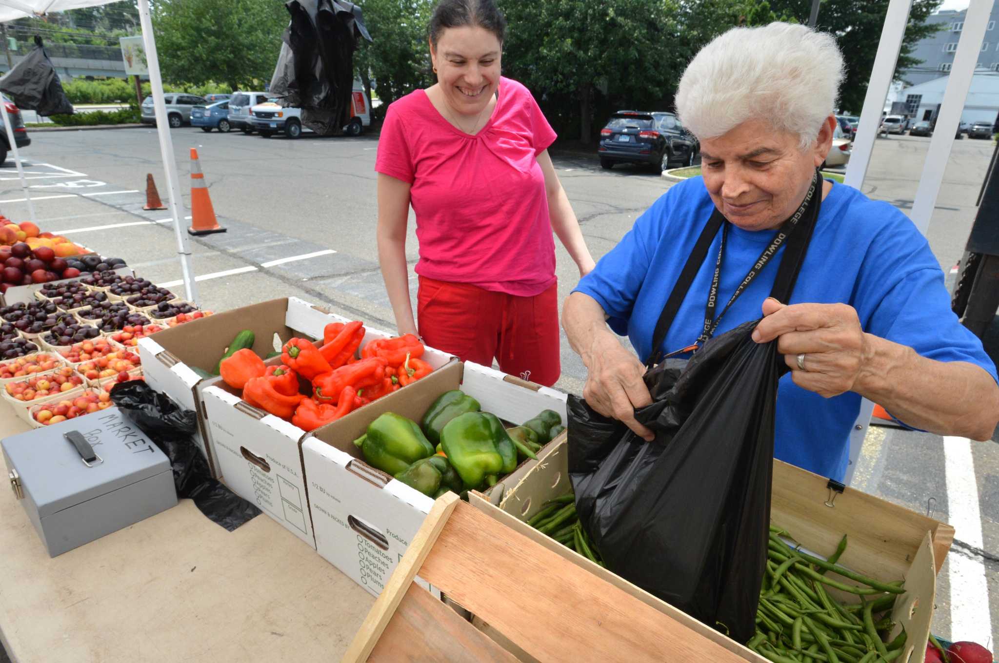 Affordable Norwalk farmers market may lose ability to take SNAP benefits