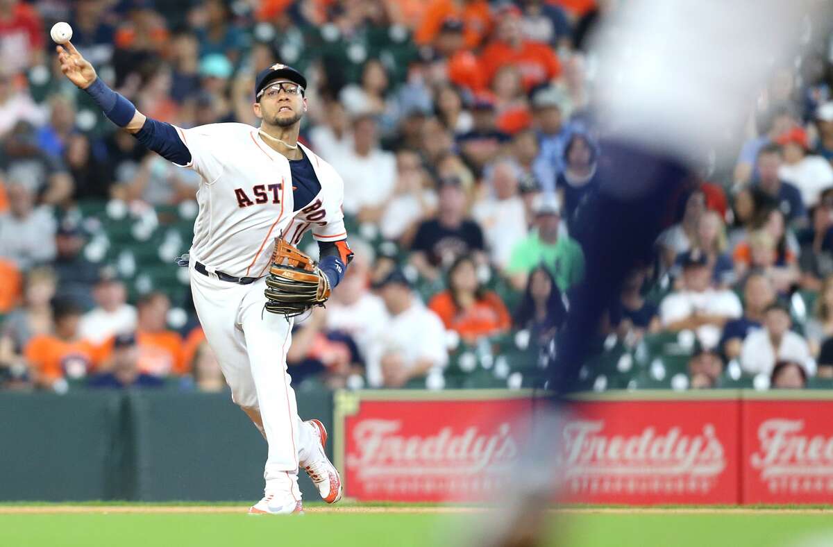 Astros' Yuli Gurriel brings memories, boobirds back to Dodger Stadium