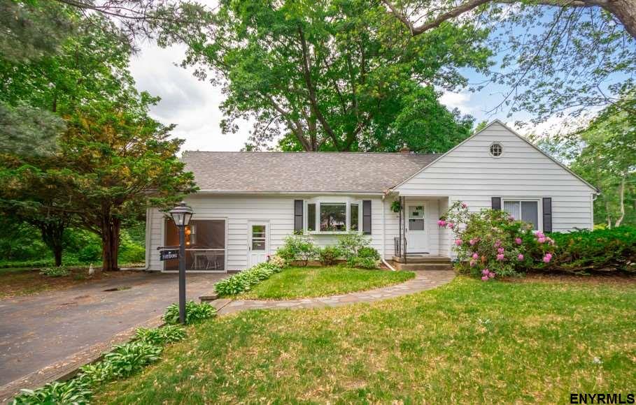 For sale 4 homes for 250K