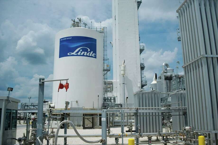 LindePraxair deal moves closer NewsTimes