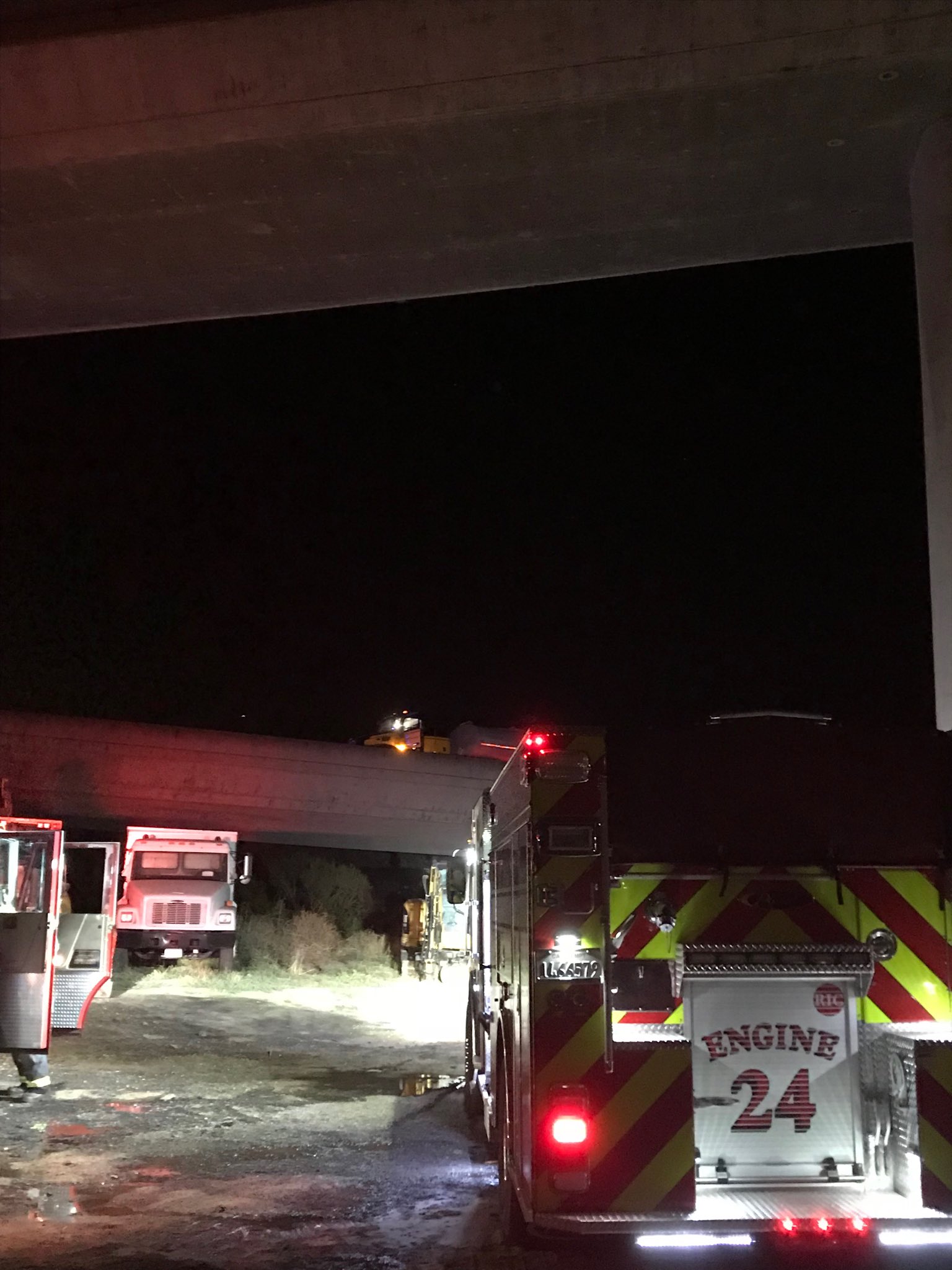 Fiery big rig crash causes severe traffic on highways 101, 92