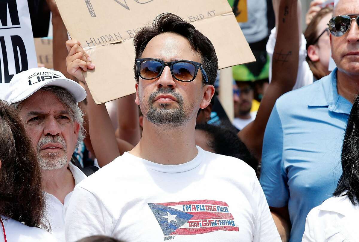 Lin-Manuel Miranda tweets to be published in book, “Gmorning, Gnight!”