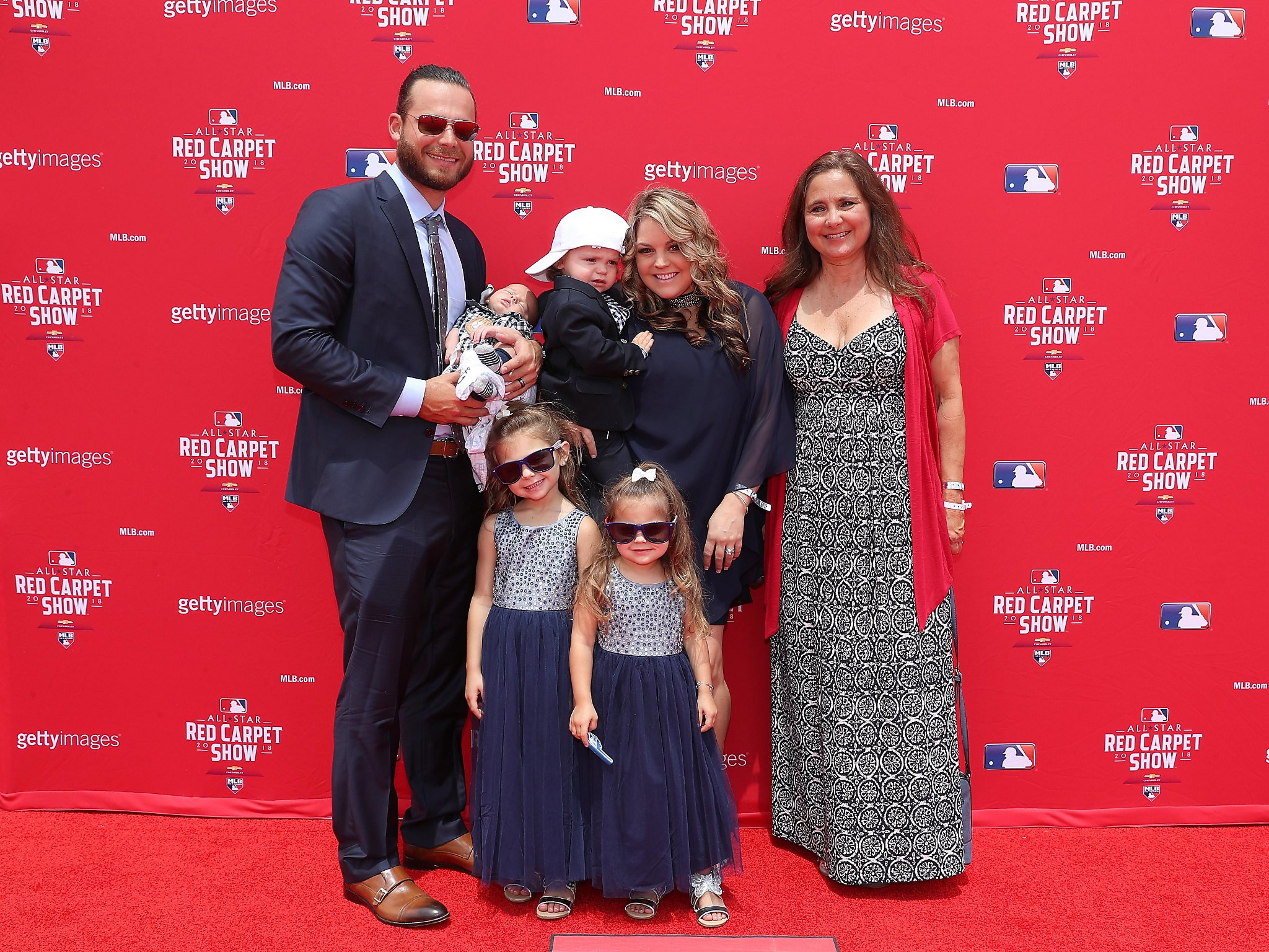 Photos: Baseball's best players shine on MLB All-Star red carpet