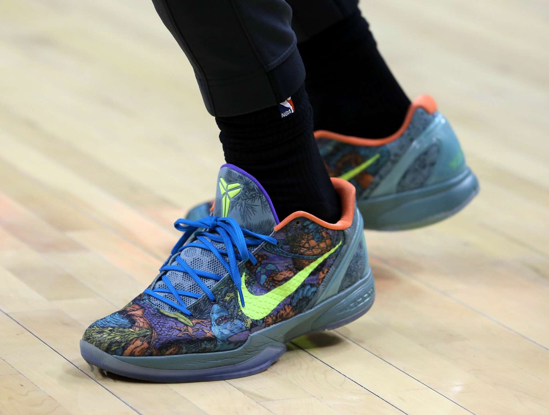 demar derozan fiesta shoes