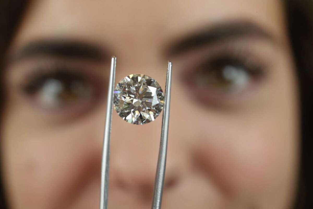 robbins brothers lab created diamonds