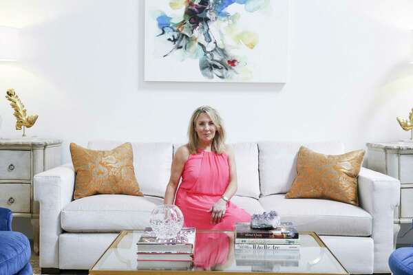 What Could Four Houston Design Teams Do With A Gray Sofa And Cool Art A Lot Houstonchronicle Com