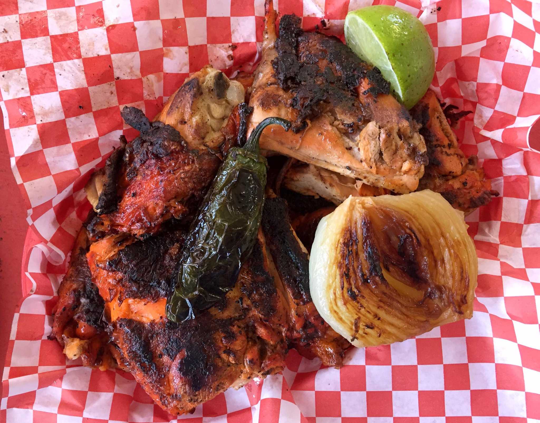 New Culebra chicken joint Pollos Asados Don Carbon sued, changes name